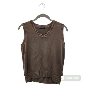 Brandy Melville sweater vest